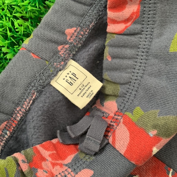 6-12m sweatpants - Picture 2 of 5